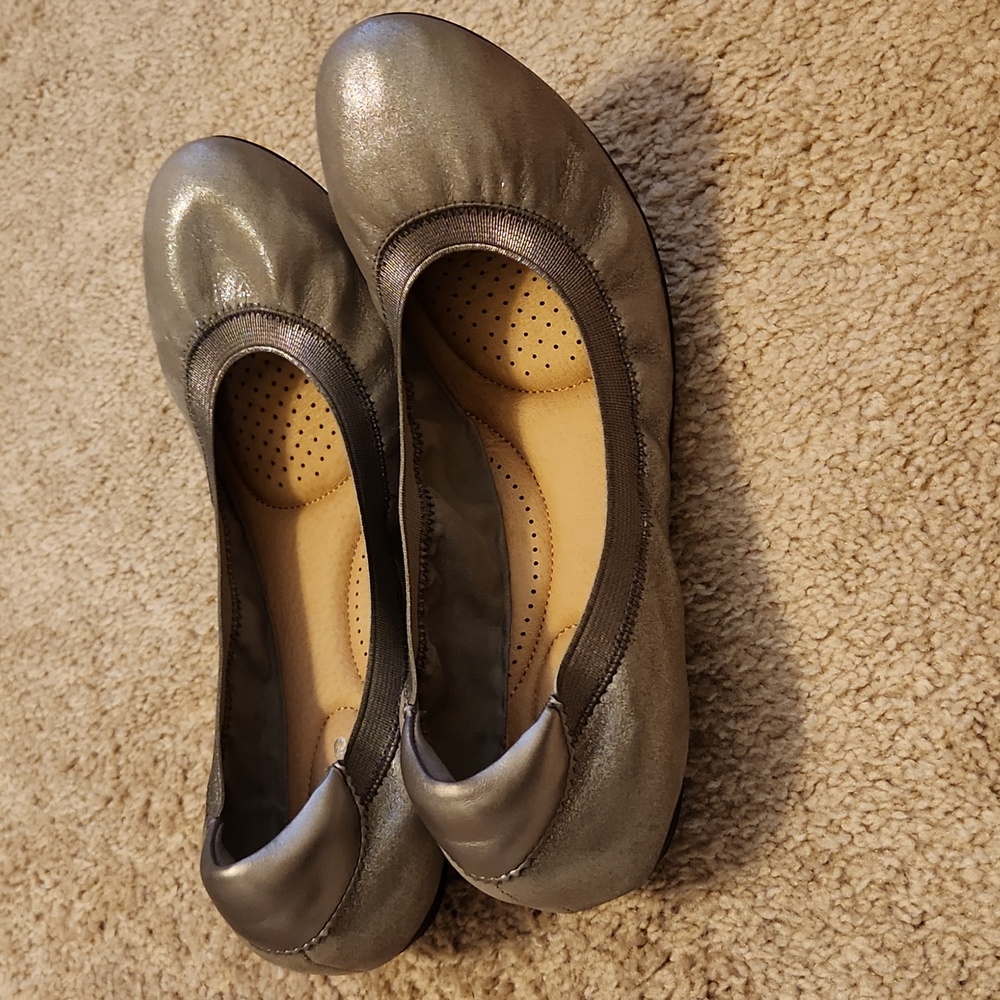 Lans'end shoes size 8.5